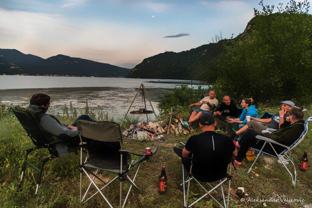 npl-overland-Offroad-Tour-Serbien-Steinboegen-2018 (23)