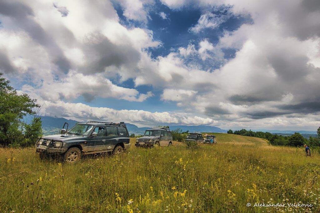 npl-overland-Offroad-Tour-Serbia-Steinboegen-2018 (55)