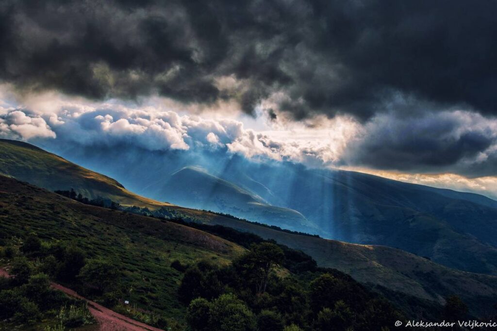 npl-overland-offroad-tour-serbian-carpathians-039
