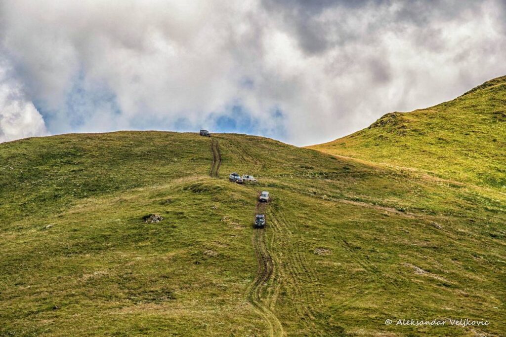 npl-overland-offroad-tour-serbian-carpathians-056